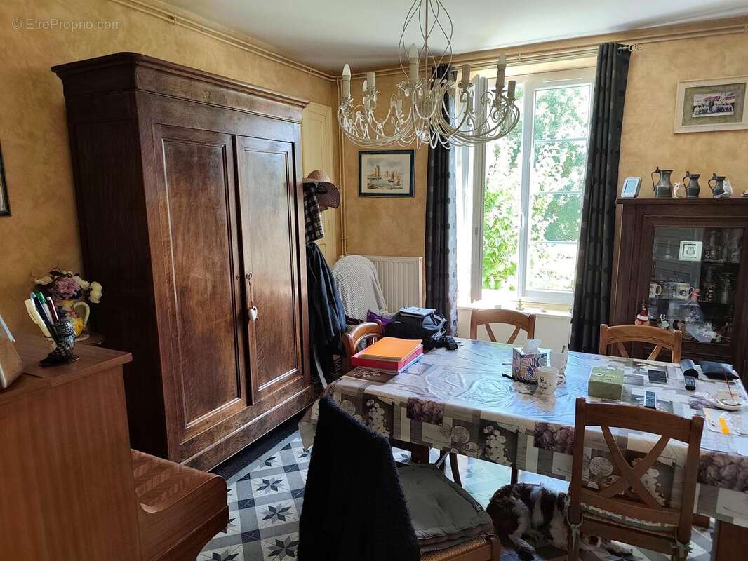 Photo 6 - Maison à VILLELOIN-COULANGE