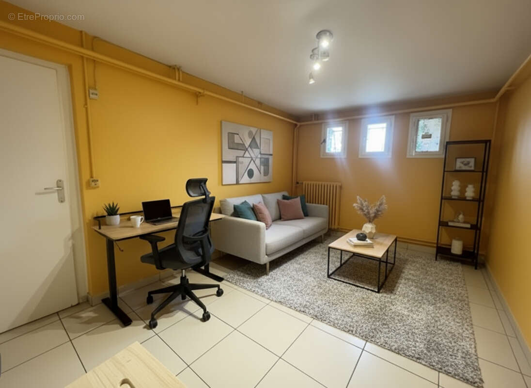 Maison à VERRIERES-LE-BUISSON