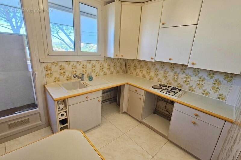Appartement à MARSEILLE-10E