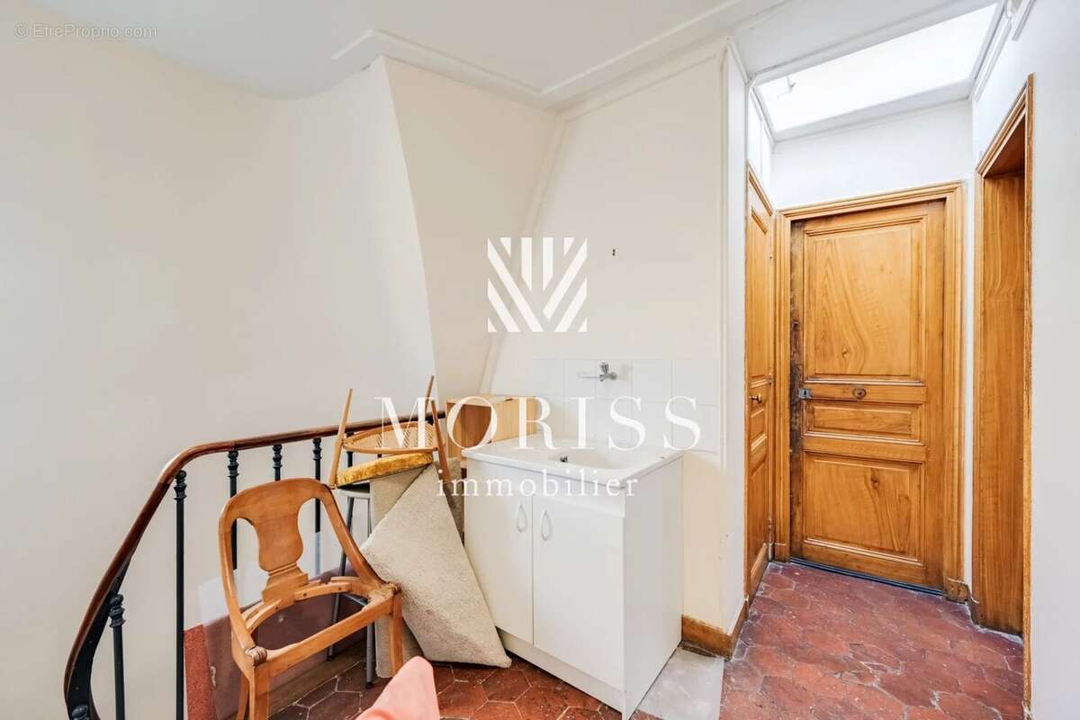 Appartement à PARIS-17E