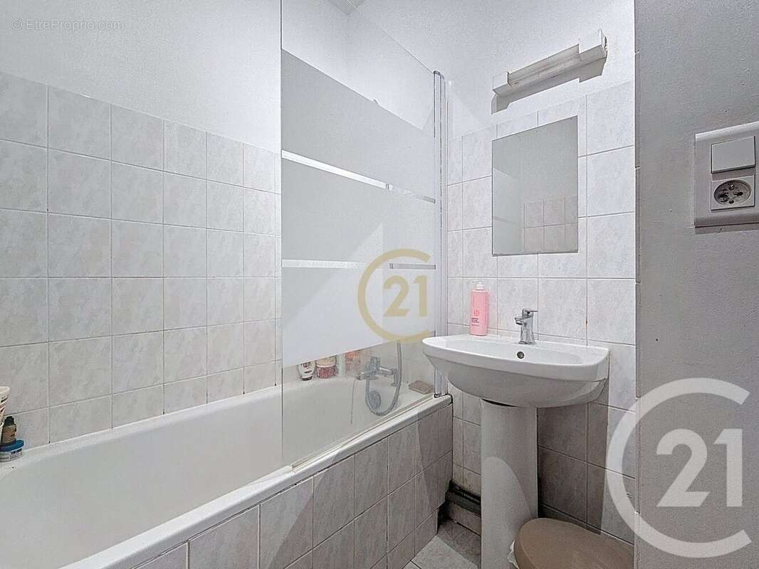 Appartement 56 m² à Angers  - photo 8
