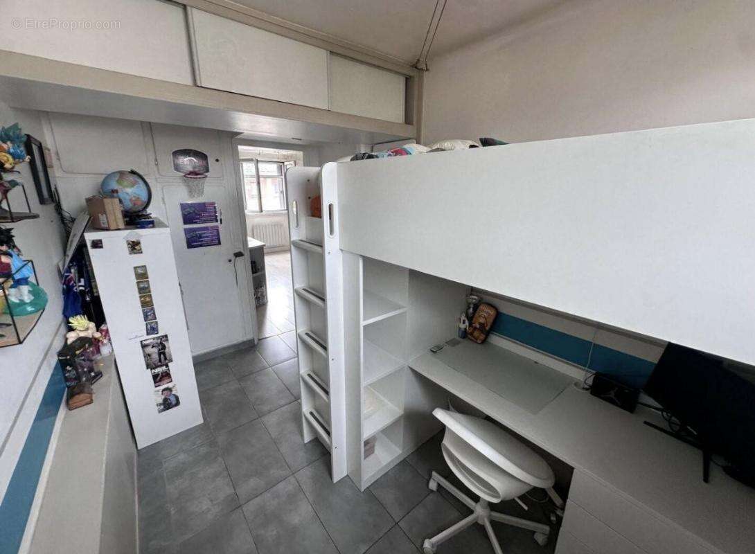 Appartement à EPINAY-SUR-SEINE