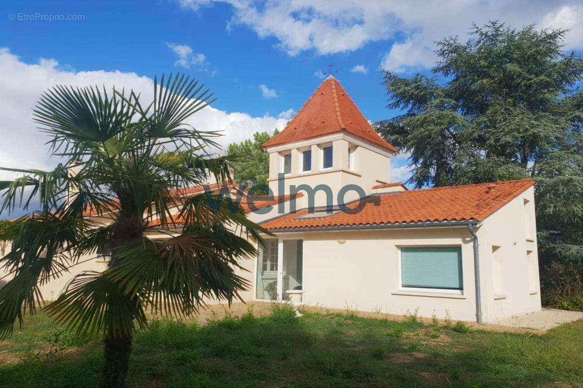 Maison à SAINT-GERMAIN-DU-PUCH