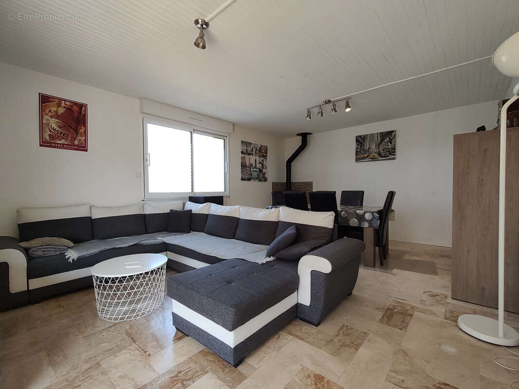 Coup de cœur à Saint-Romain-de-Jalionas   Maison avec fort potentiel - photo 11