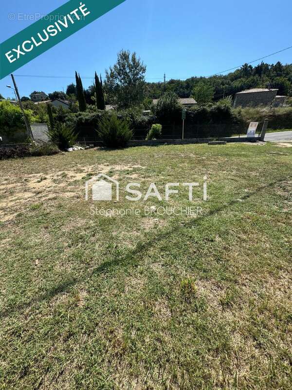 Photo 3 - Terrain à SALAVAS