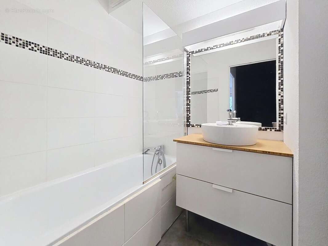 Photo 7 - Appartement à SAINT-JEAN-D&#039;ILLAC