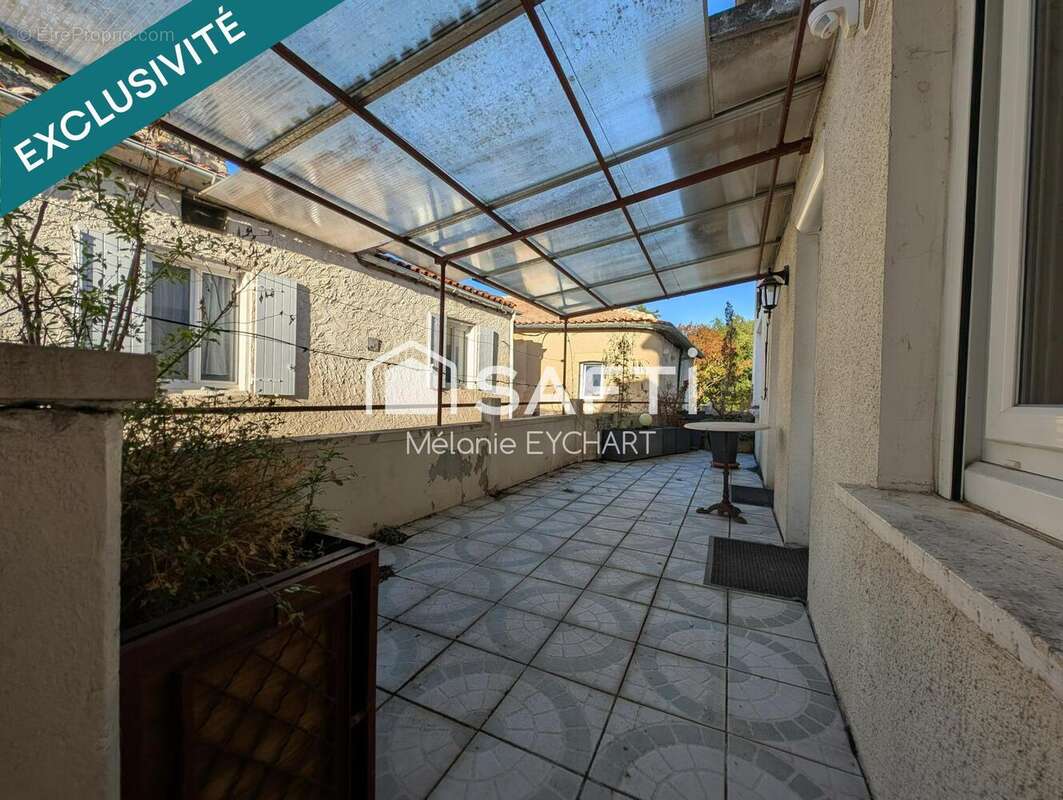 Photo 3 - Maison à GOND-PONTOUVRE