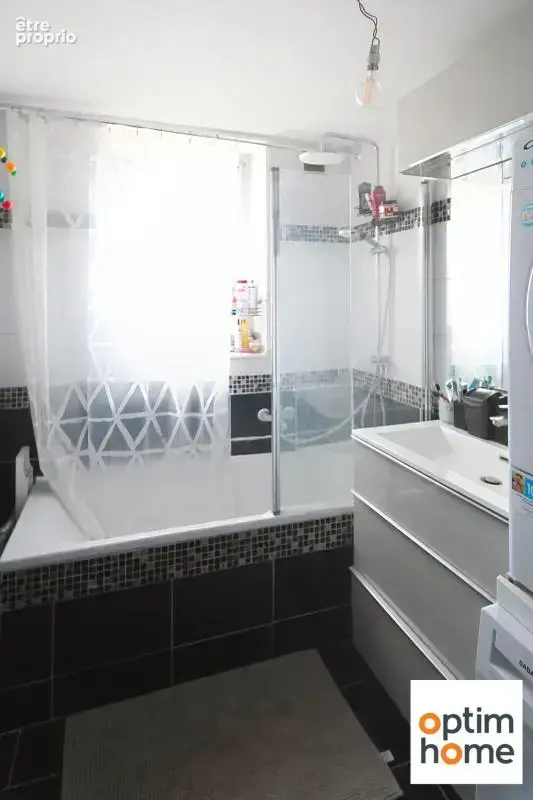 Rare à rosselange – appartement de plain-pied 109 m² – 3 grandes chambres – jardin privatif – terrasse – 2 parkings - photo 9