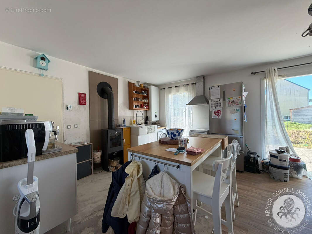 Maison à CREHEN