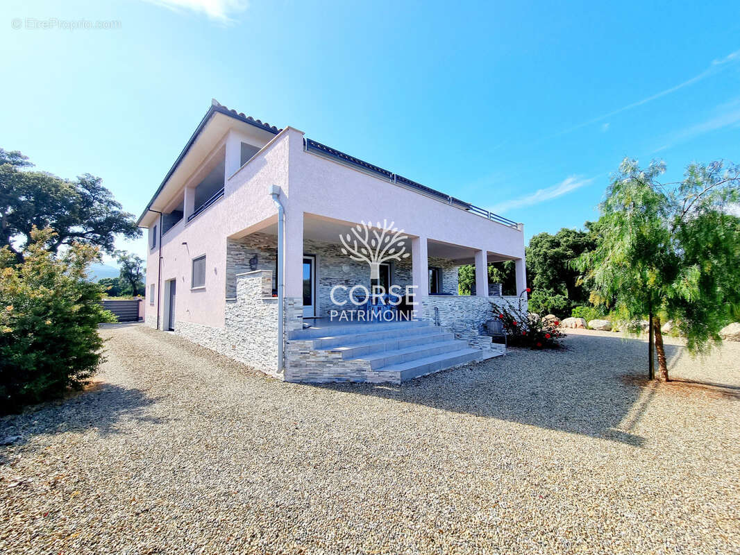 Maison à SOLARO