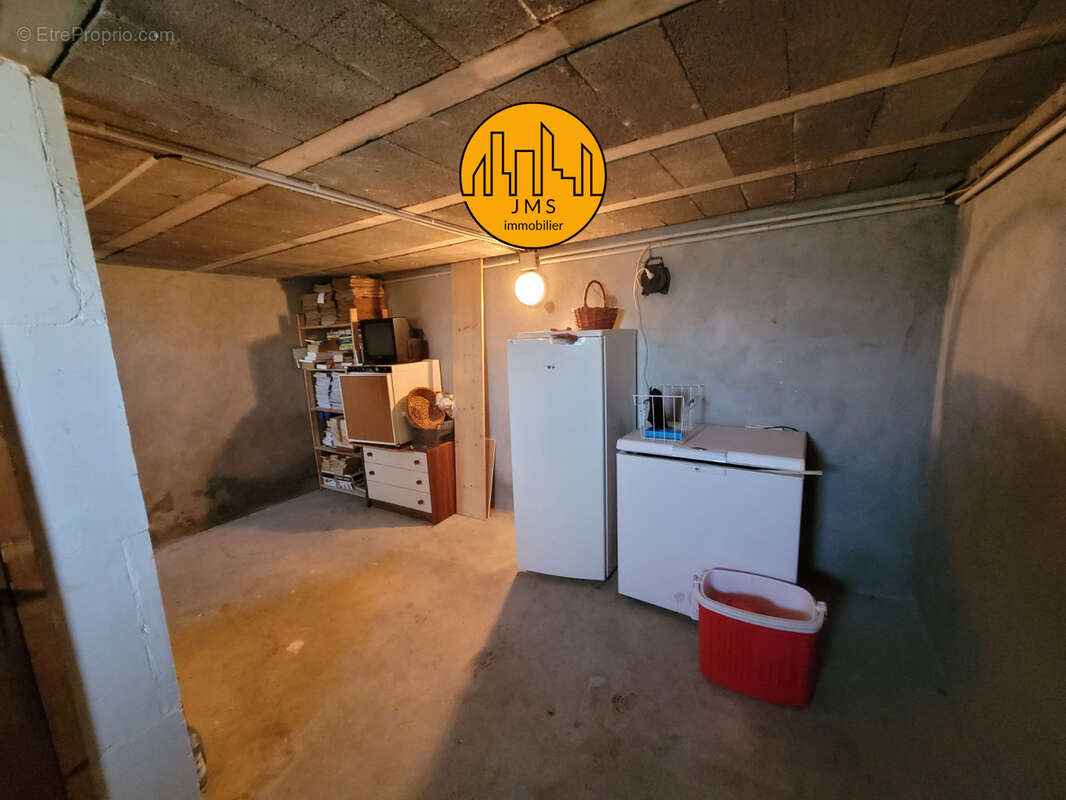 Maison à NOYANT-D&#039;ALLIER