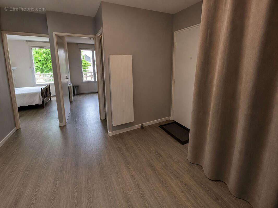 Appartement à MONTIGNY-LE-BRETONNEUX