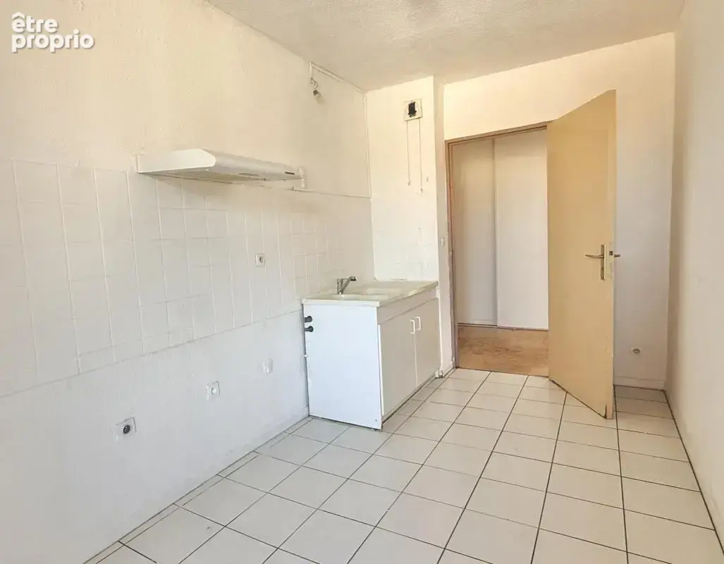 Appartement T3 traversant avec balcons, idéalement situé à CASTELNAUDARY - photo 5