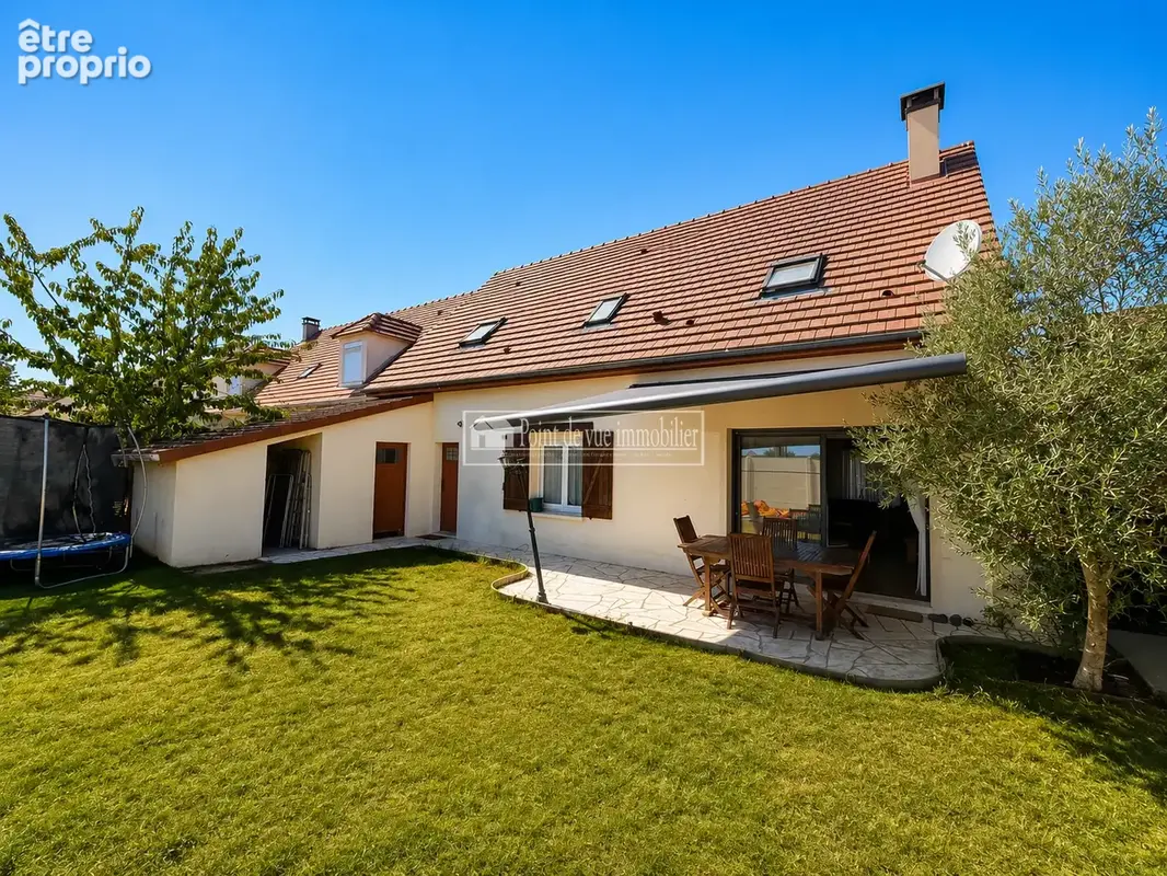 Maison à SAVIGNY-SUR-ORGE