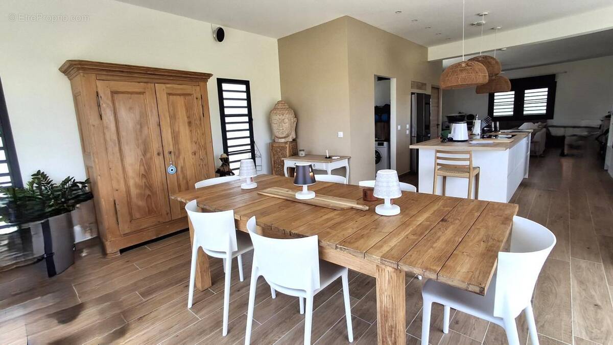 Maison à SAINTE-ANNE