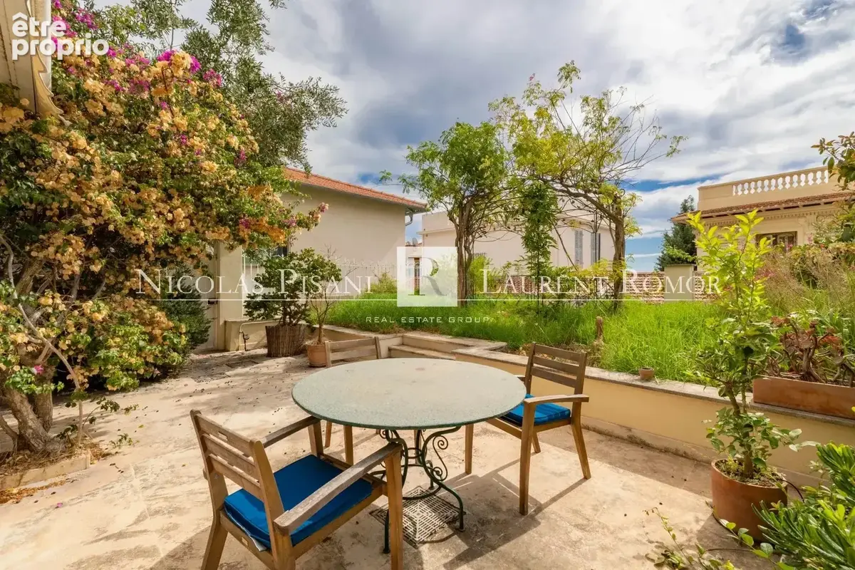 Appartement à VILLEFRANCHE-SUR-MER