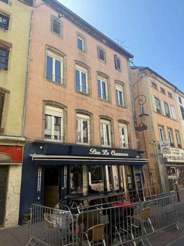 Appartement à MIRECOURT