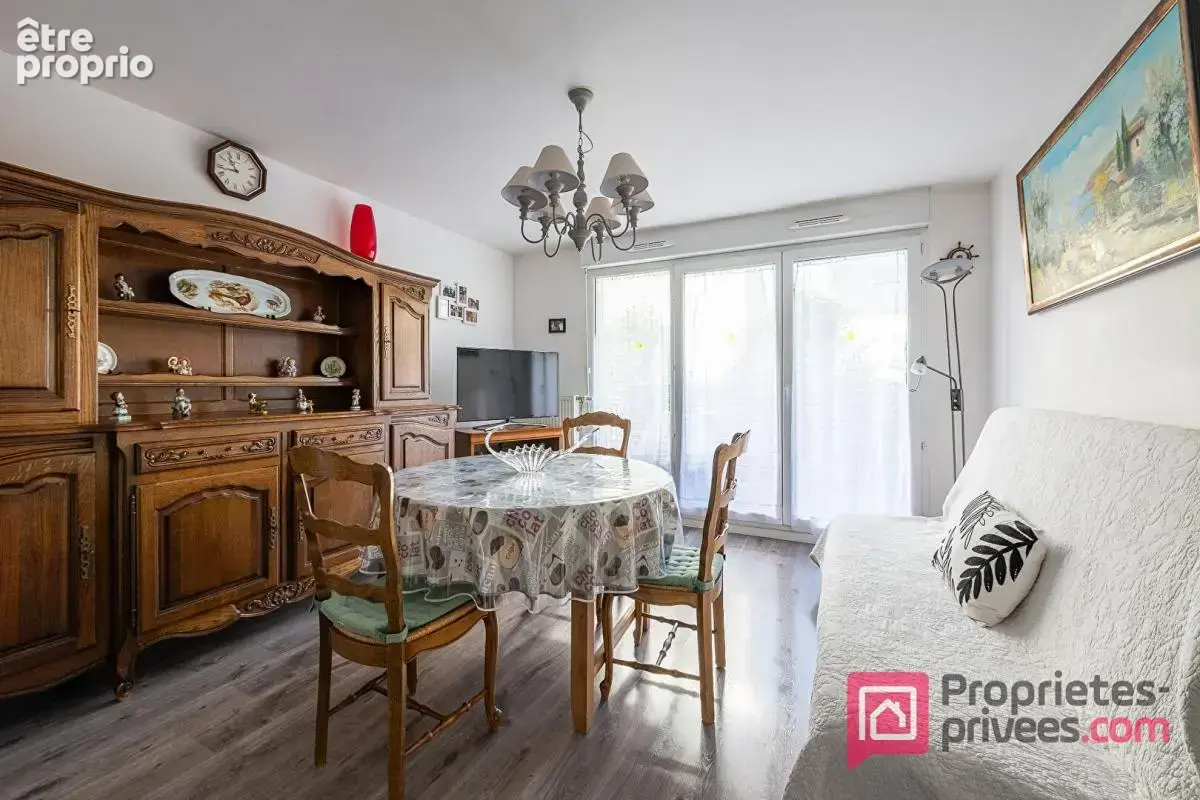 Appartement  3 pièces- 58m²- Gand balcon- Parking- Ascenseur - photo 3