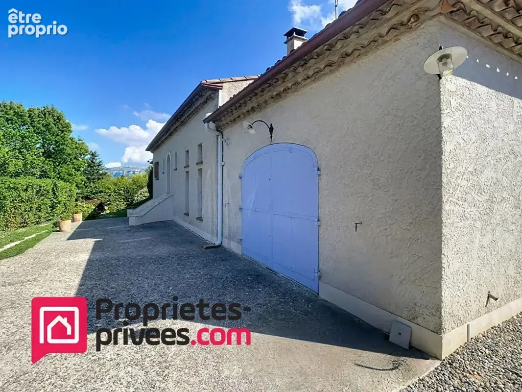Maison Plan D Aups Sainte Baume 5 pièce(s) 197m² - photo 4