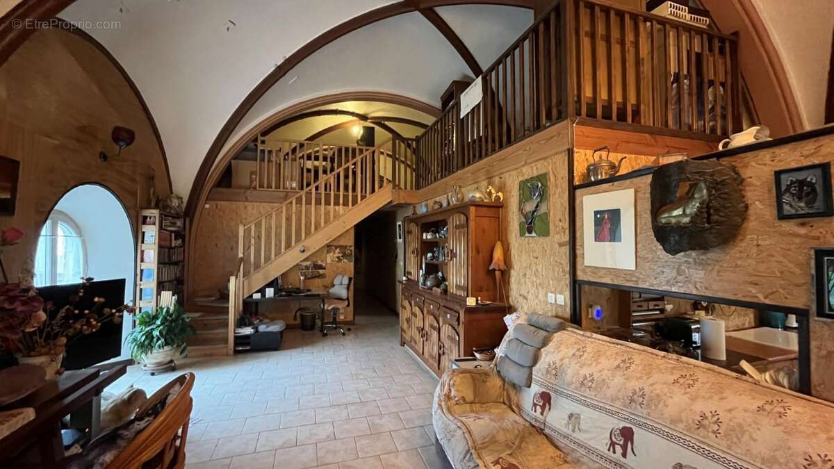 Maison à MONTCEAU-LES-MINES