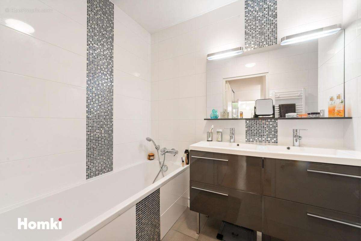 Appartement T5 de 109 m² à Gratte - ciel Villeurbanne 69100, Rue Edouard Vaillant - photo 13