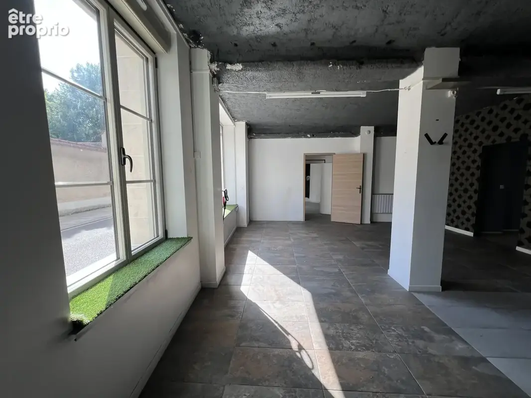 Secteur cormontreuil -  opportunite local commercial de 118m2 avec vitrine - photo 6