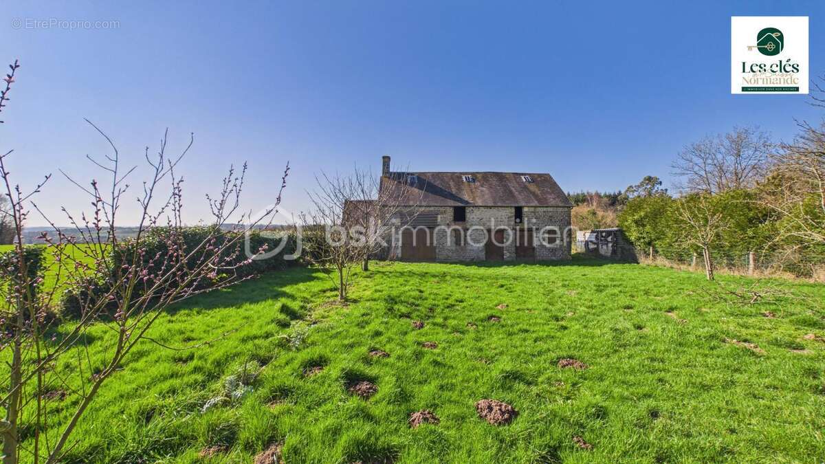 Une maison bourgeoise, cinq chambres, un parc de plus de 4 000 m²… et encore du potentiel ! - photo 21