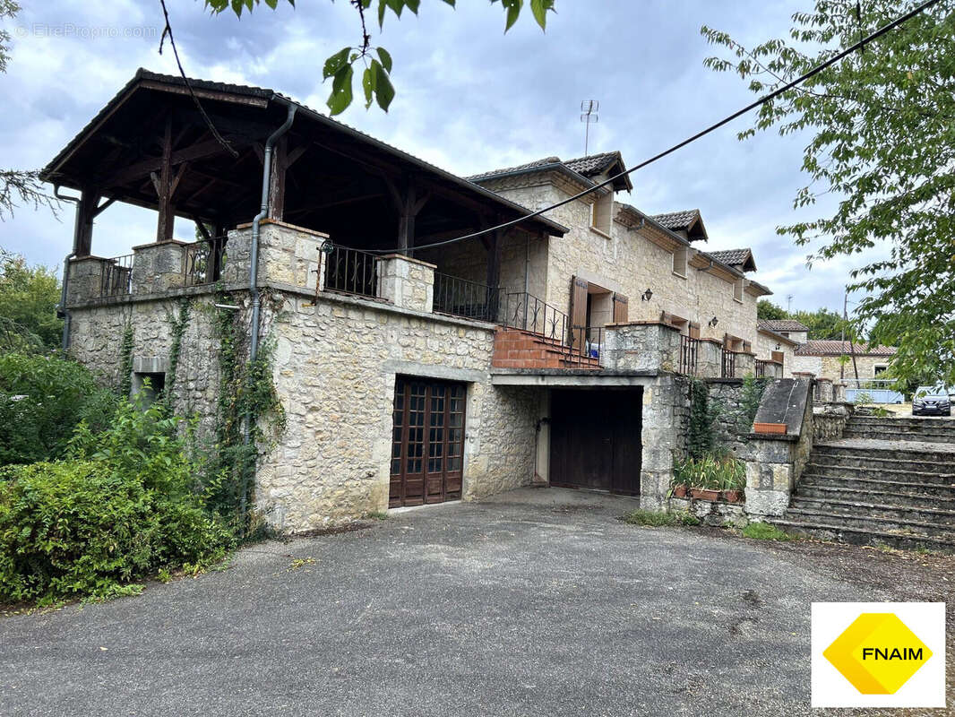 Maison à LAROQUE-TIMBAUT