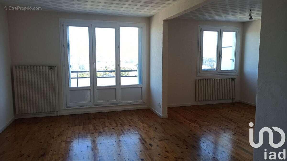 Photo 2 - Appartement à SAINT-ETIENNE