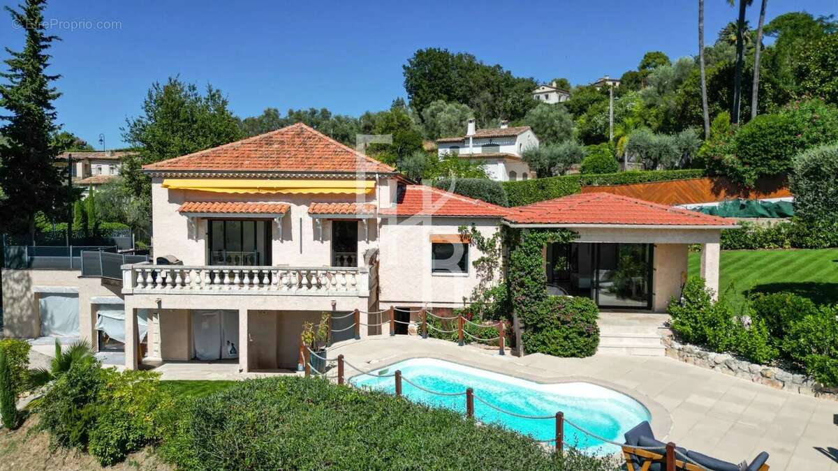 Maison à MOUGINS