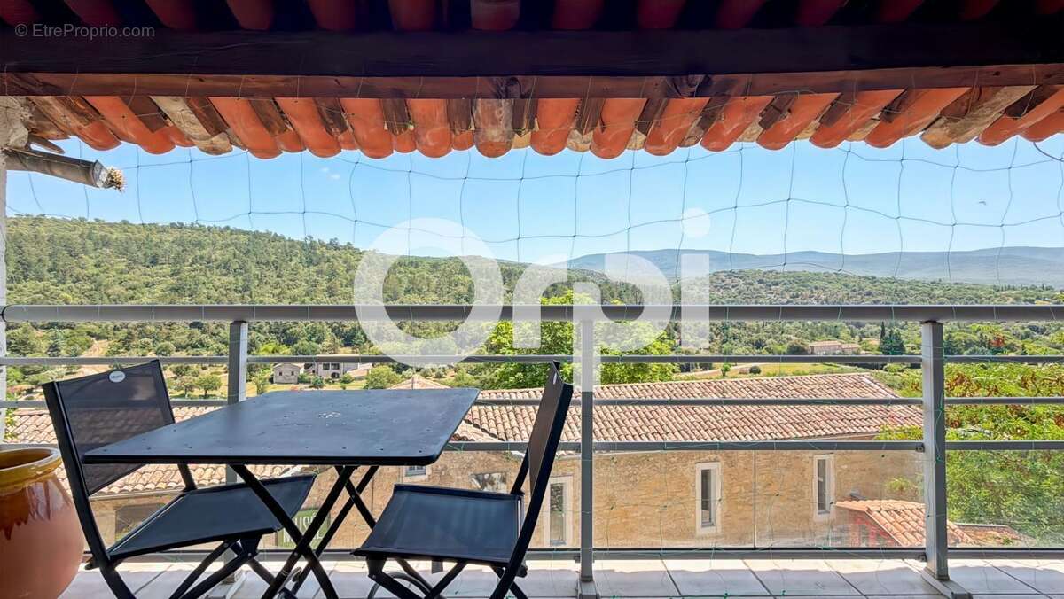 Belle maison de village en pierres avec terrasse - photo 3