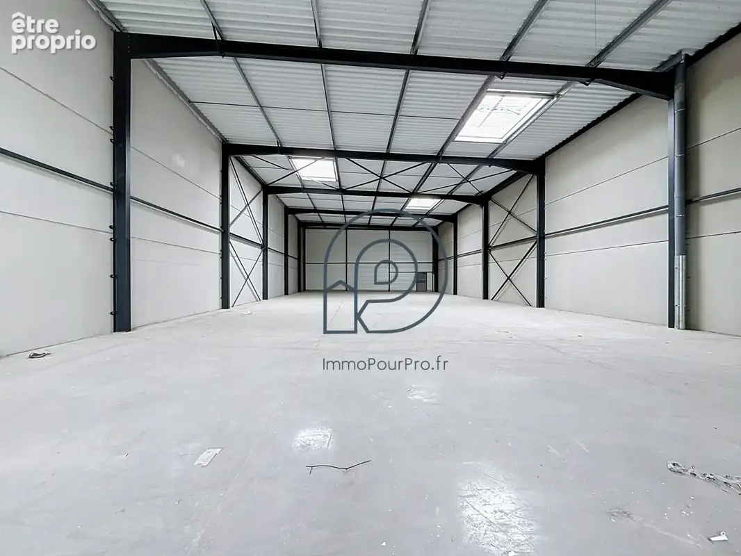 Commerce 610 m² à vendre à Mouvaux (59420) - photo 2