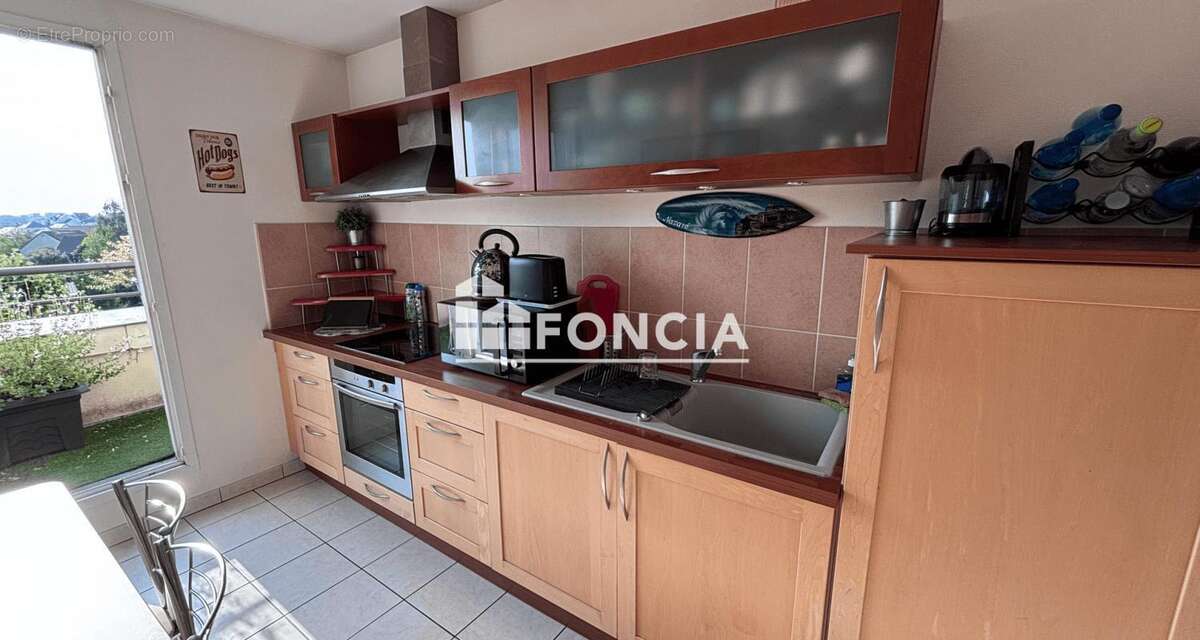 Appartement à SAINT-JEAN-DE-BRAYE