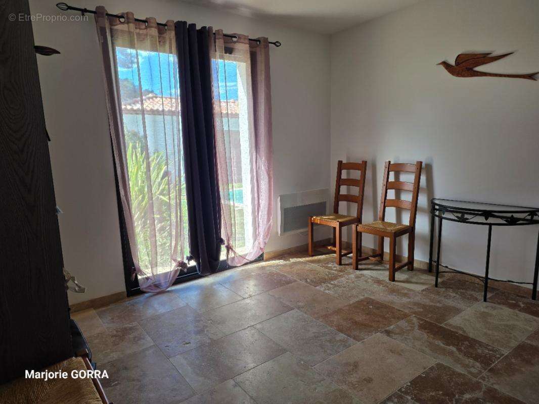 Maison à PLAN-D'AUPS-SAINTE-BAUME