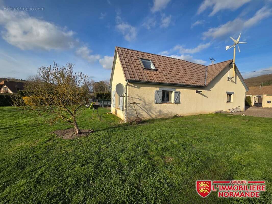 Maison à HONDOUVILLE