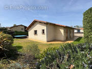 Maison à RION-DES-LANDES