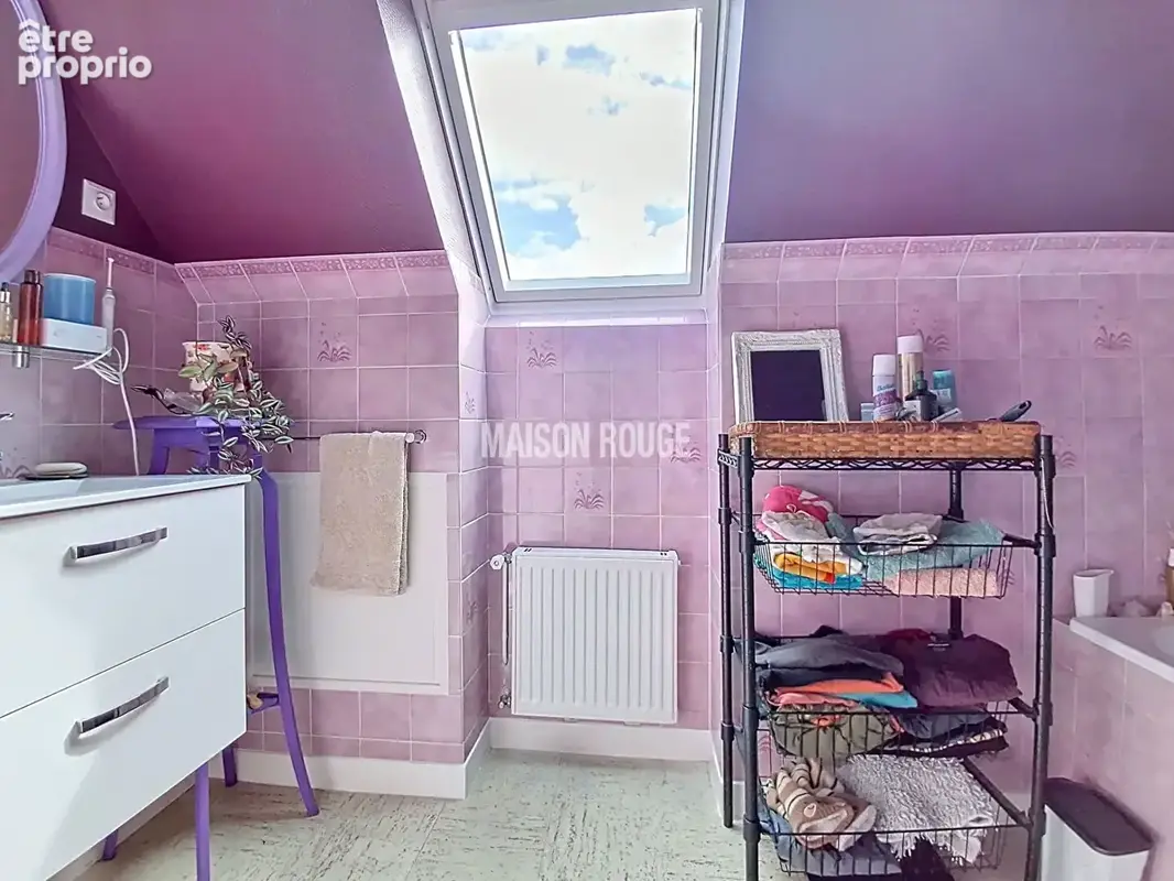 INVESTISSEMENT LOCATIF - Maison entièrement rénovée à proximité du Bourg de Ploufragan - Au calme en impasse - photo 12