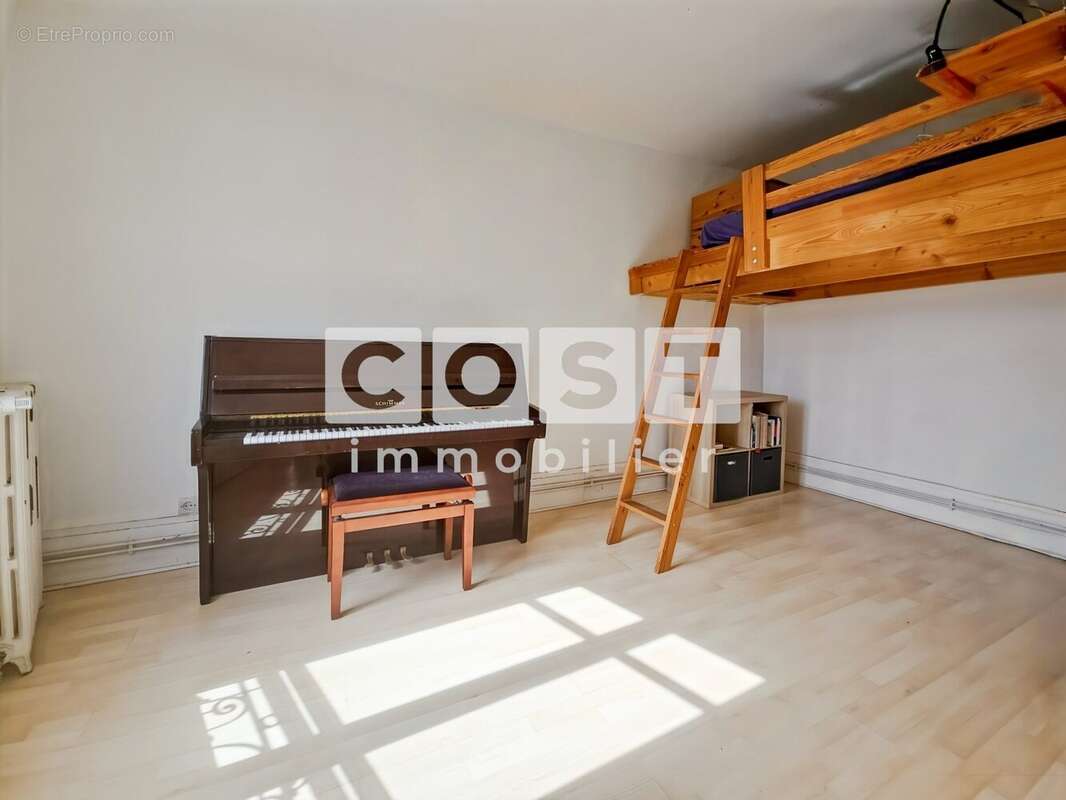 Appartement à BOIS-COLOMBES