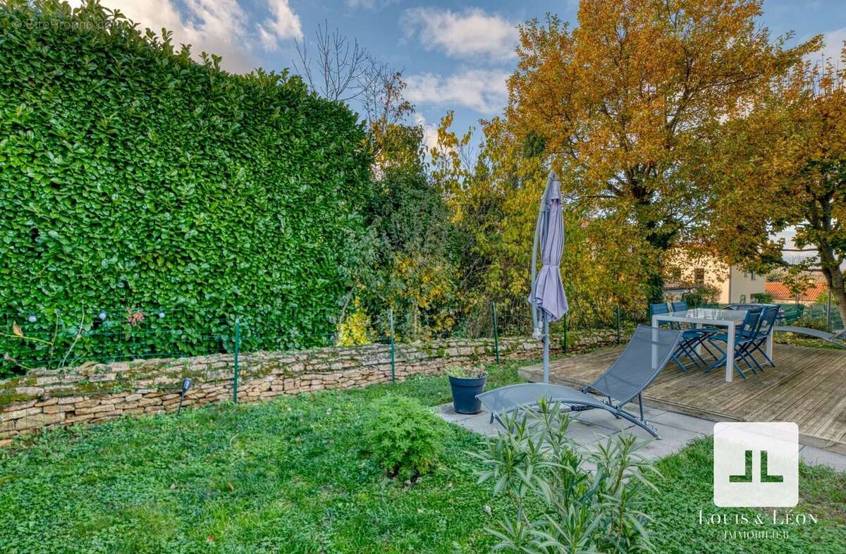 Maison à LACHASSAGNE