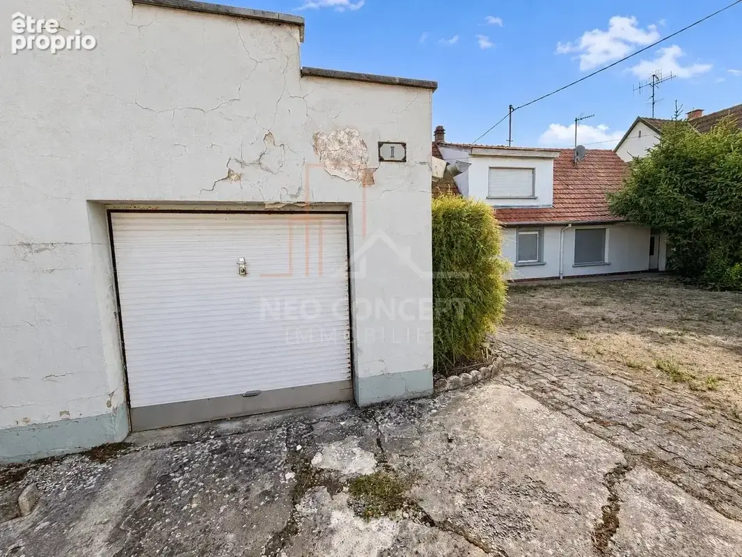 Haguenau – Maison à rénover de 120 m² avec fort potentiel, dépendance et possibilité de plain-pied - photo 3