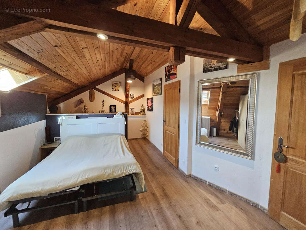 Maison à ORCHAMPS-VENNES