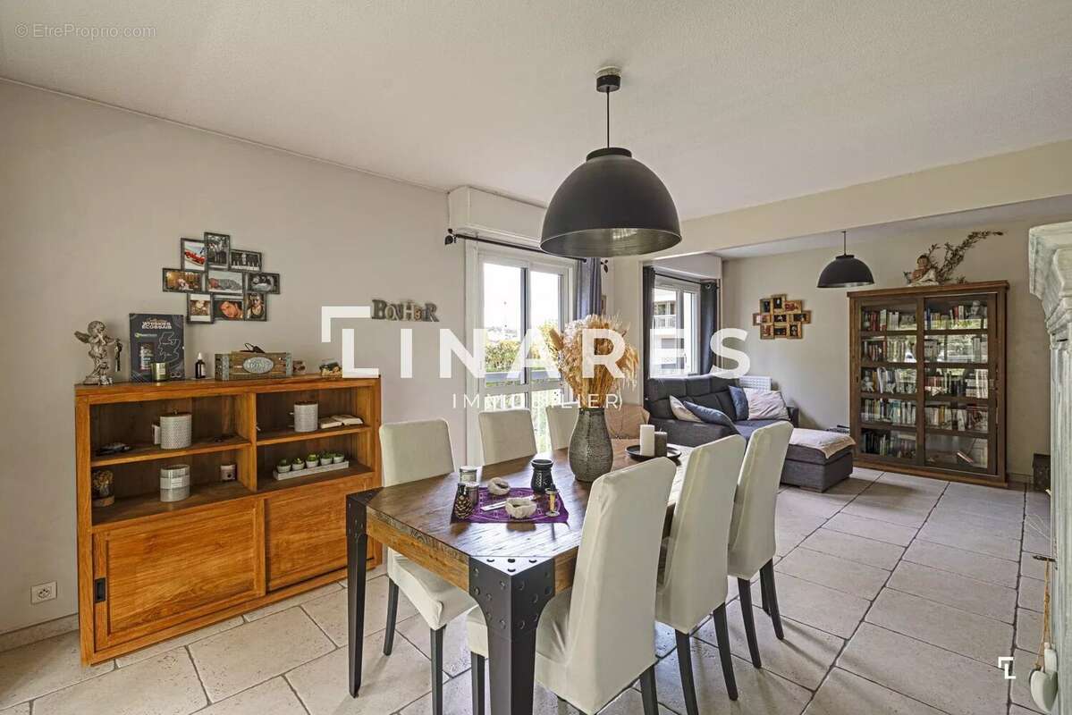 Appartement à MARSEILLE-10E