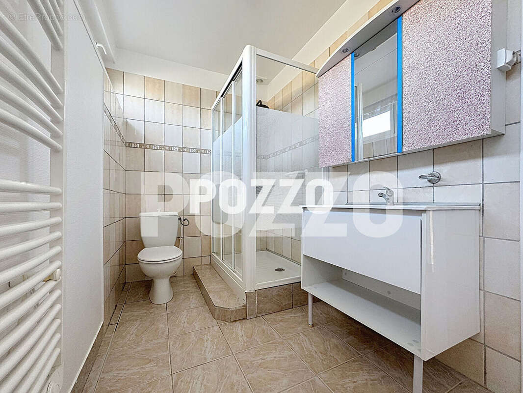 Maison à QUERQUEVILLE