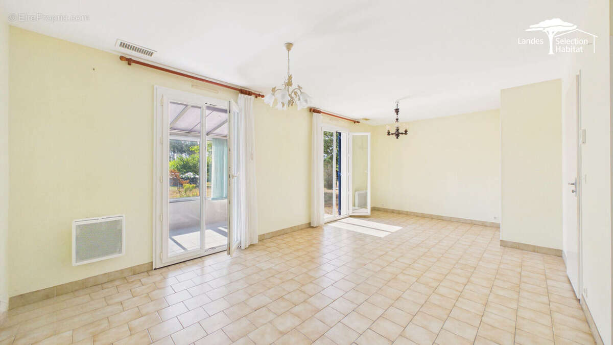 Maison contemporaine de plain-pied des années 80 - photo 4