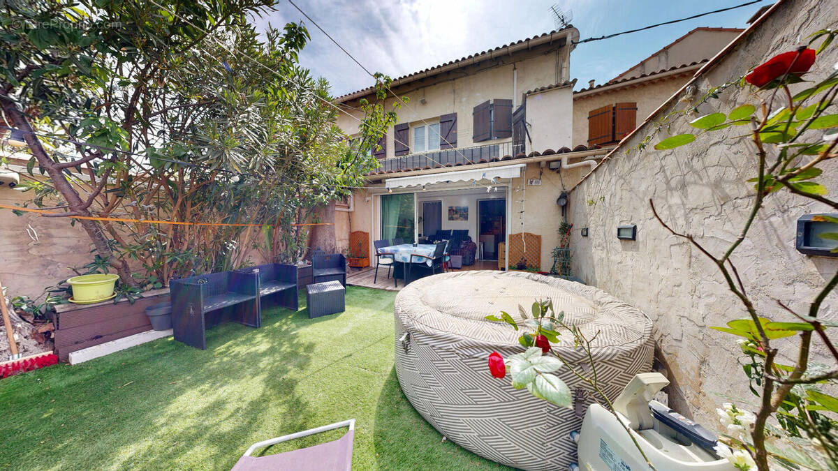 Appartement à MARSEILLE-10E