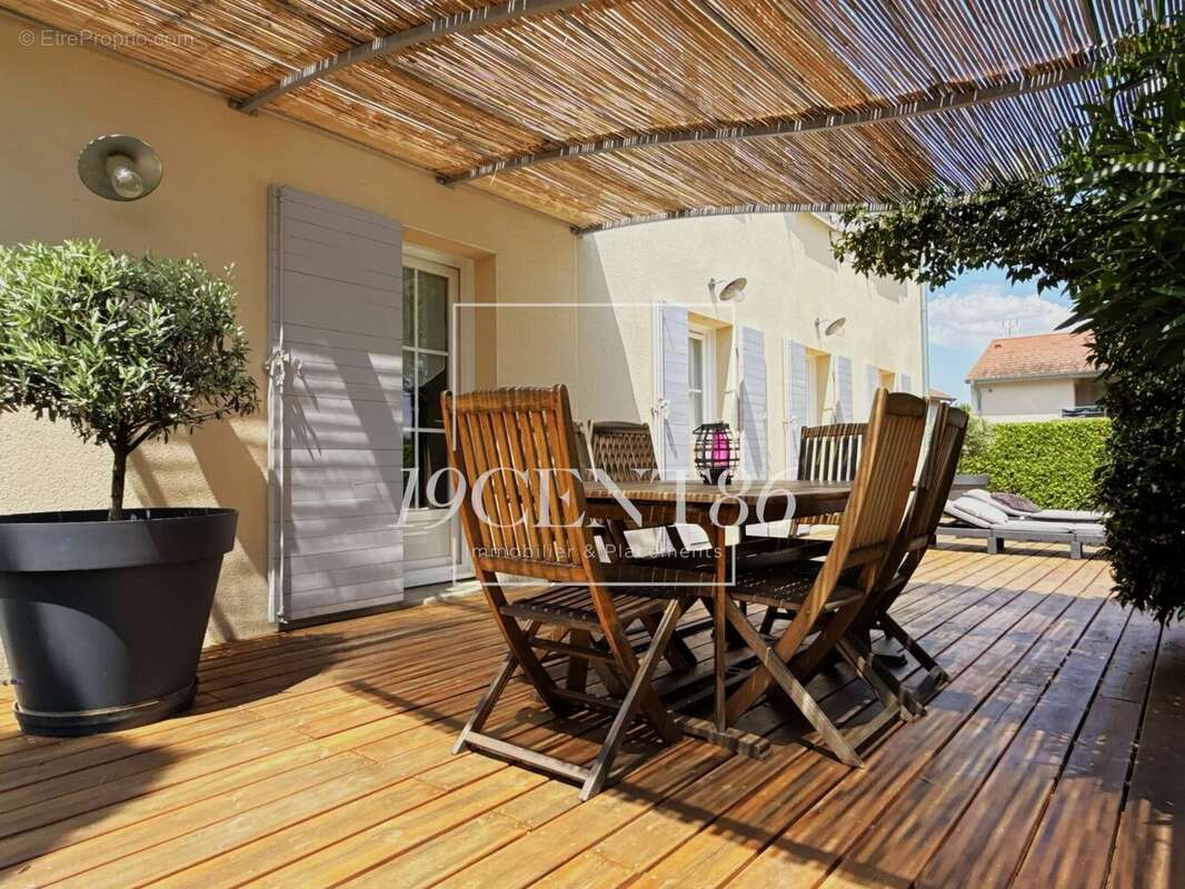 Maison 125 m² à Communay  - photo 4