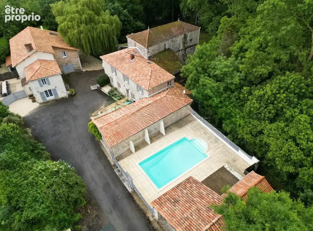 Maison à MAREUIL-SUR-LAY-DISSAIS