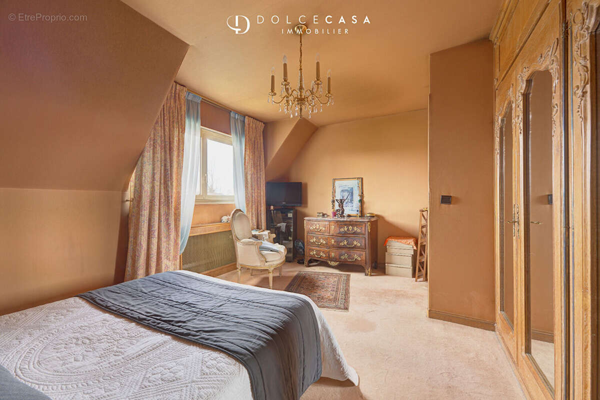 Maison à BRY-SUR-MARNE