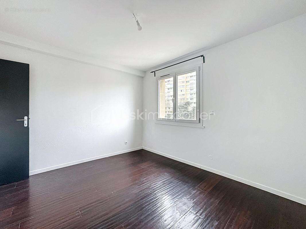 Appartement à SAVIGNY-SUR-ORGE