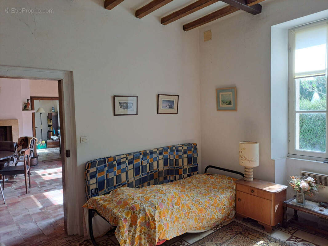 Maison à BESSE-SUR-BRAYE